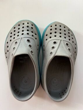 Native Miller slip ons size 7